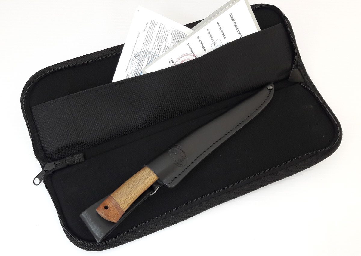 Чехол для ножа: полезный атрибут или лишний аксессуар?